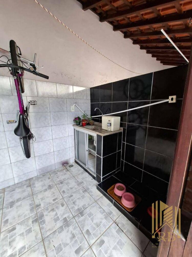 Casa à venda com 3 quartos, 188m² - Foto 3