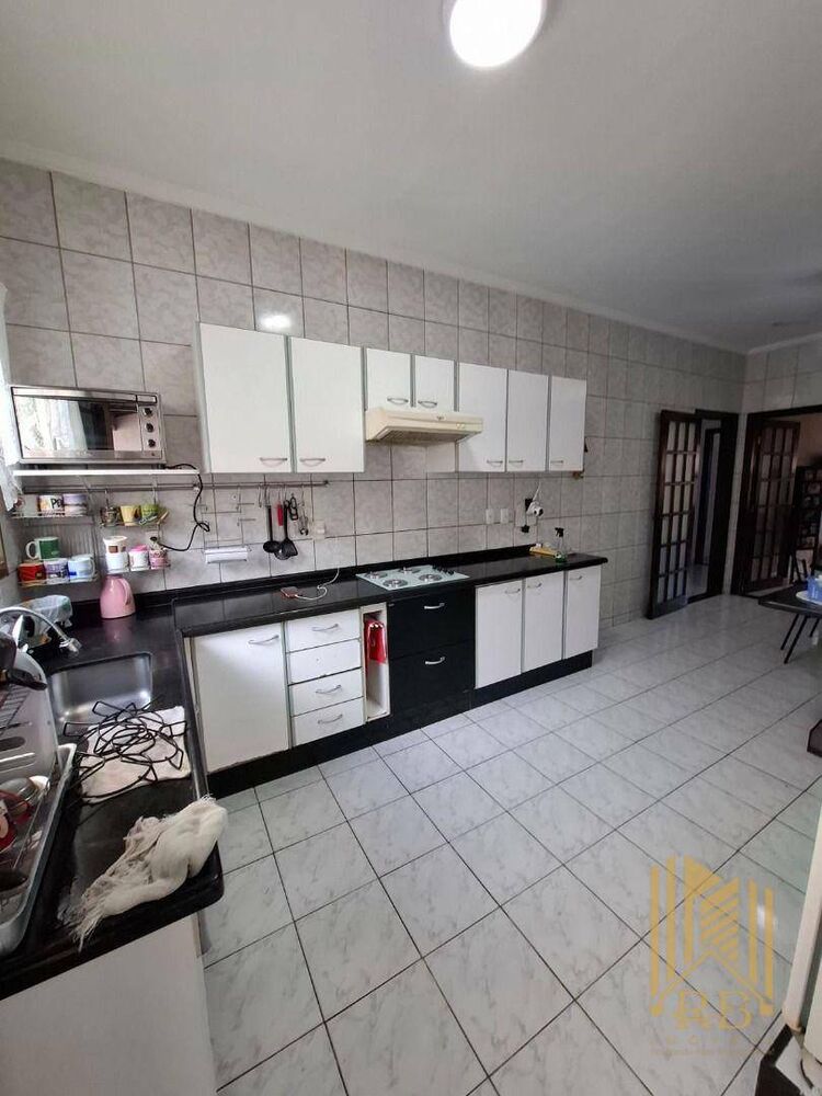 Casa à venda com 3 quartos, 188m² - Foto 4