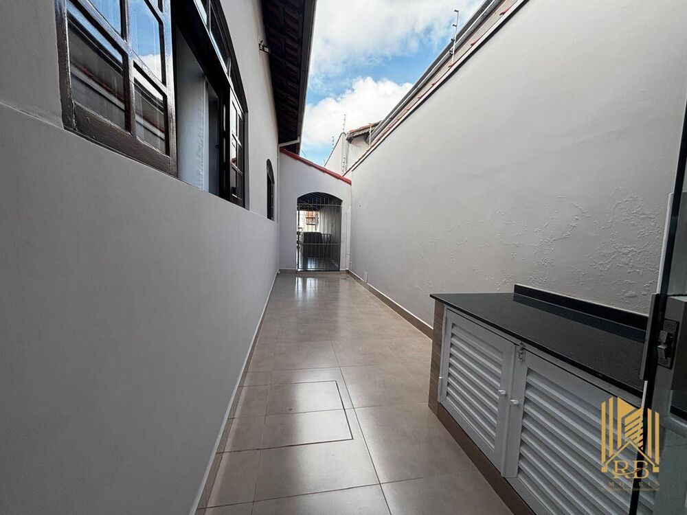 Casa à venda com 3 quartos, 250m² - Foto 21