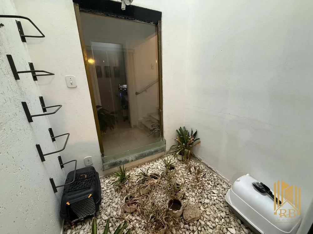 Casa, 4 quartos, 260 m² - Foto 10