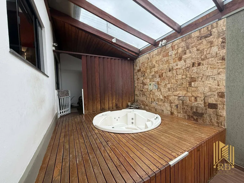 Casa, 4 quartos, 260 m² - Foto 3