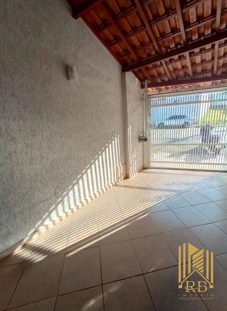 Casa, 3 quartos, 131 m² - Foto 1
