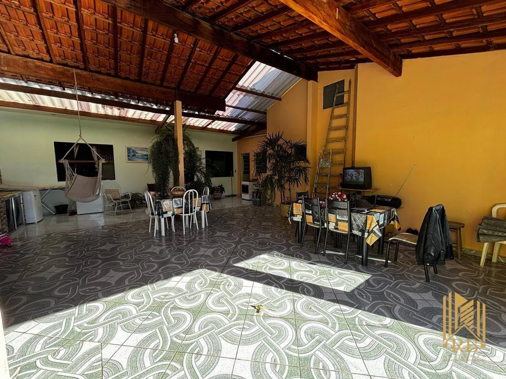 Casa, 2 quartos, 130 m² - Foto 1