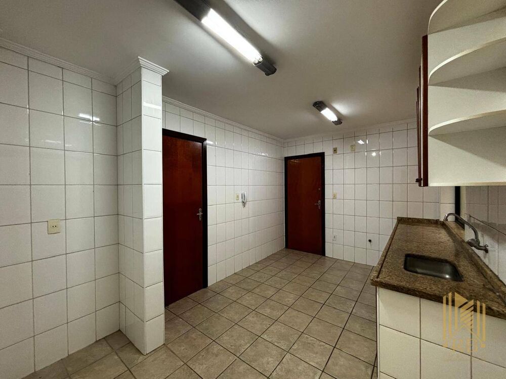 Apartamento, 3 quartos, 117 m² - Foto 2