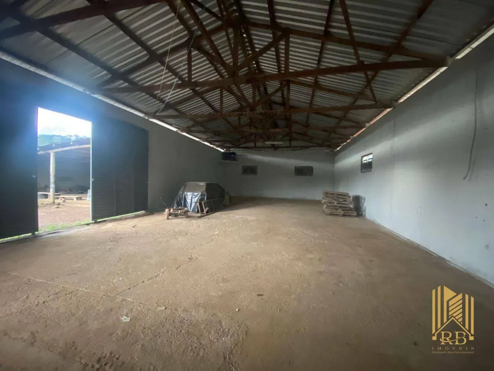 Depósito-Galpão, 242 m² - Foto 1