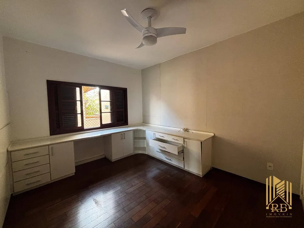 Casa, 5 quartos, 294 m² - Foto 11