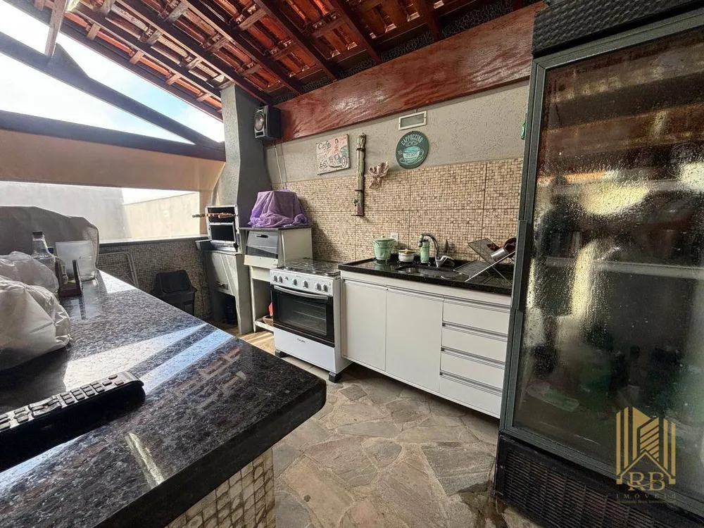 Casa, 3 quartos, 184 m² - Foto 3