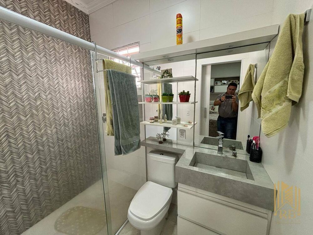 Casa, 3 quartos, 184 m² - Foto 2