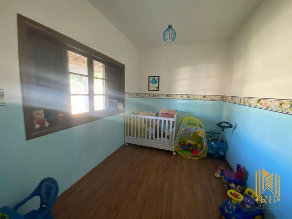 Casa, 4 quartos, 195 m² - Foto 2