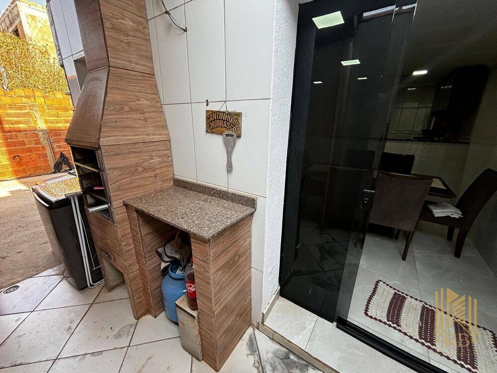 Casa, 4 quartos, 220 m² - Foto 3