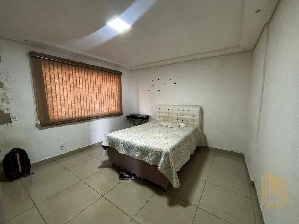 Casa, 4 quartos, 220 m² - Foto 11