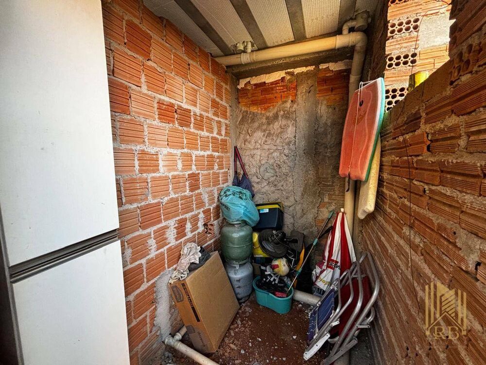 Casa, 4 quartos, 220 m² - Foto 2