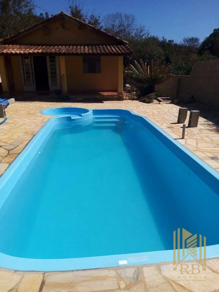 Chácara, 3 quartos, 1000 m² - Foto 1