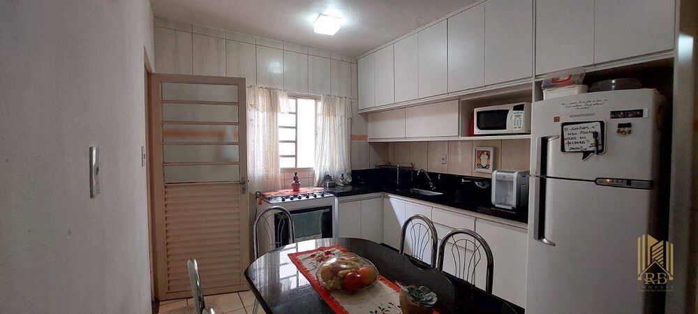 Casa, 3 quartos, 94 m² - Foto 2