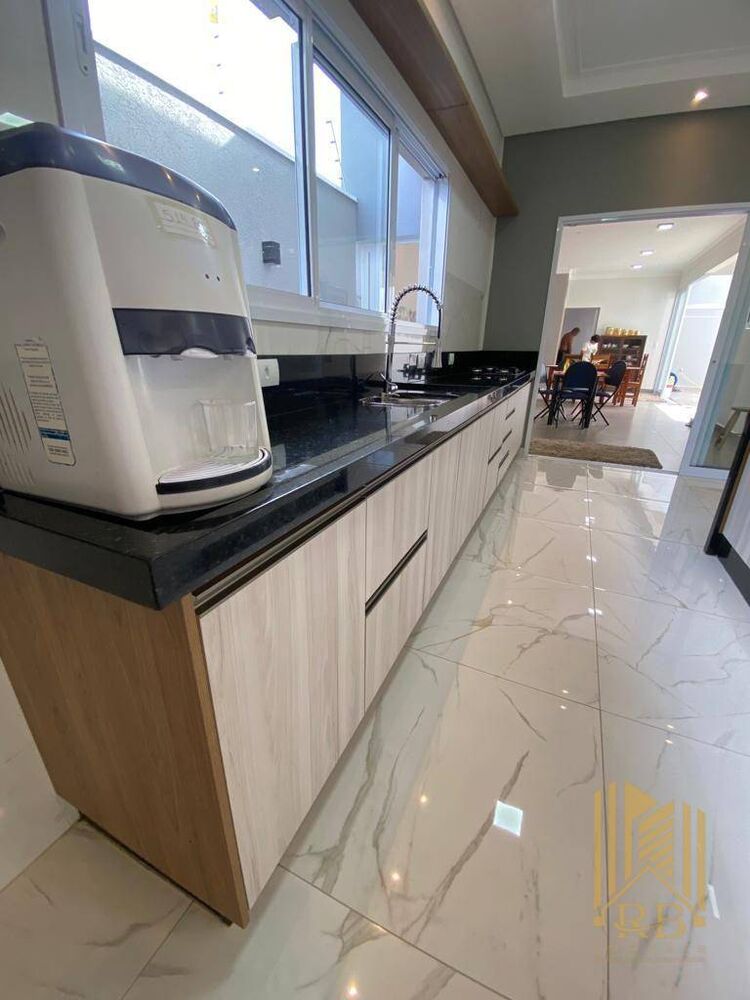 Casa, 3 quartos, 231 m² - Foto 3