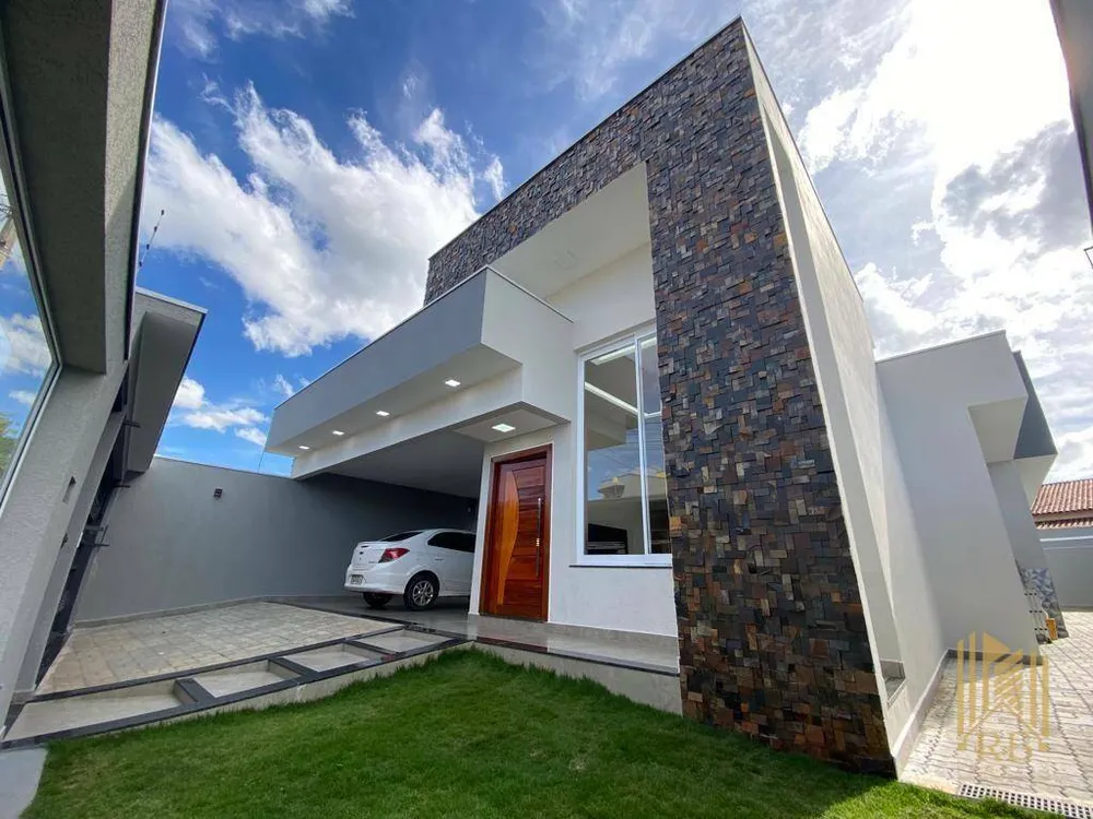 Casa, 3 quartos, 231 m² - Foto 1