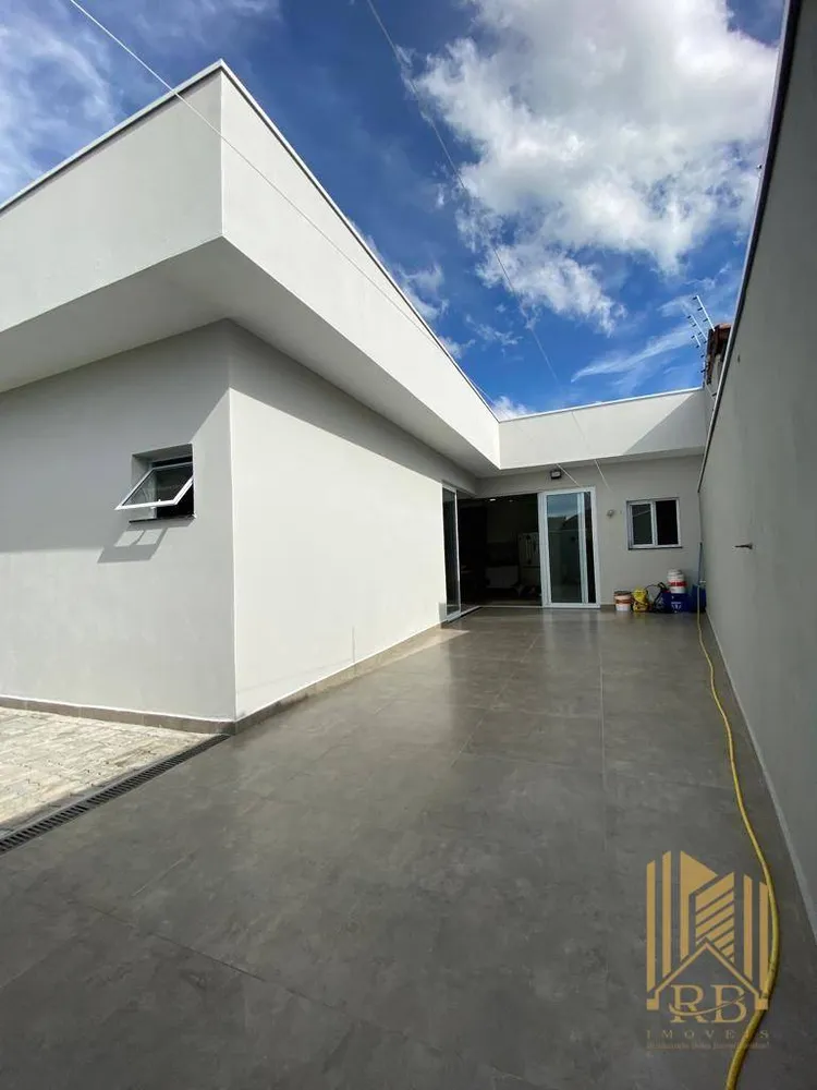 Casa, 3 quartos, 231 m² - Foto 3