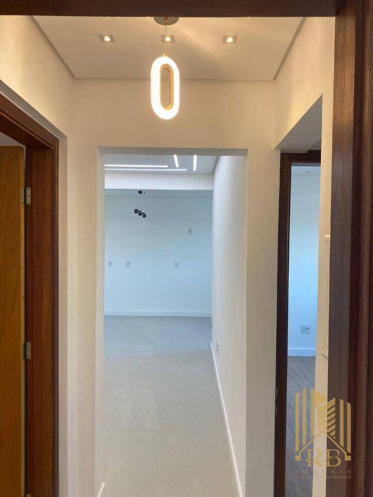 Apartamento à venda com 3 quartos, 110m² - Foto 7