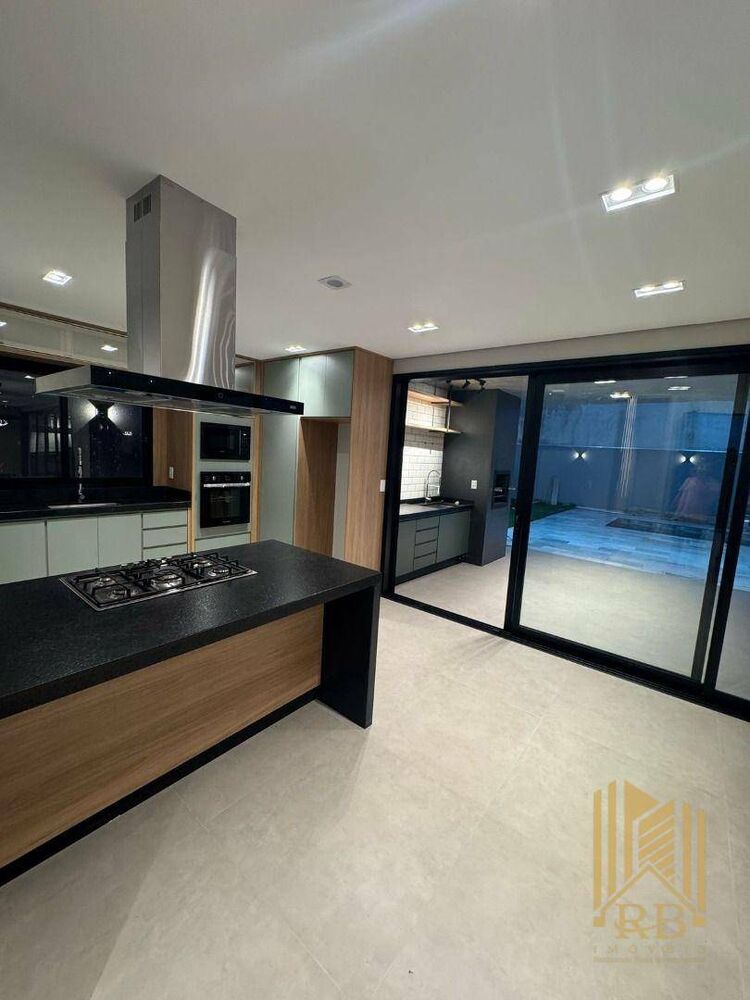 Casa, 3 quartos, 240 m² - Foto 19