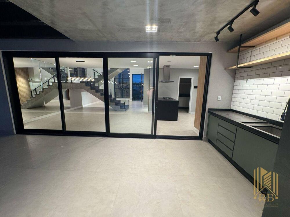 Casa, 3 quartos, 240 m² - Foto 11