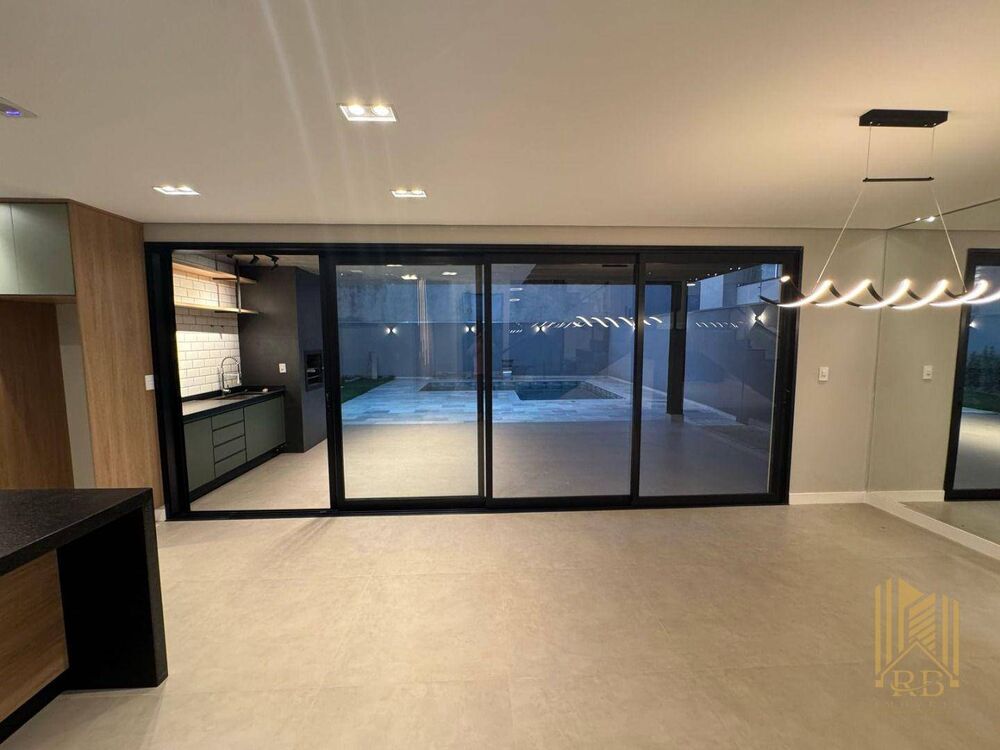 Casa, 3 quartos, 240 m² - Foto 17