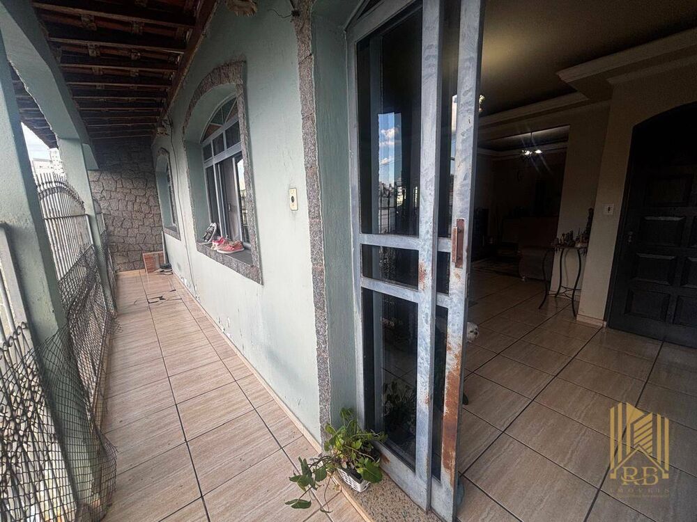 Apartamento, 2 quartos, 75 m² - Foto 2