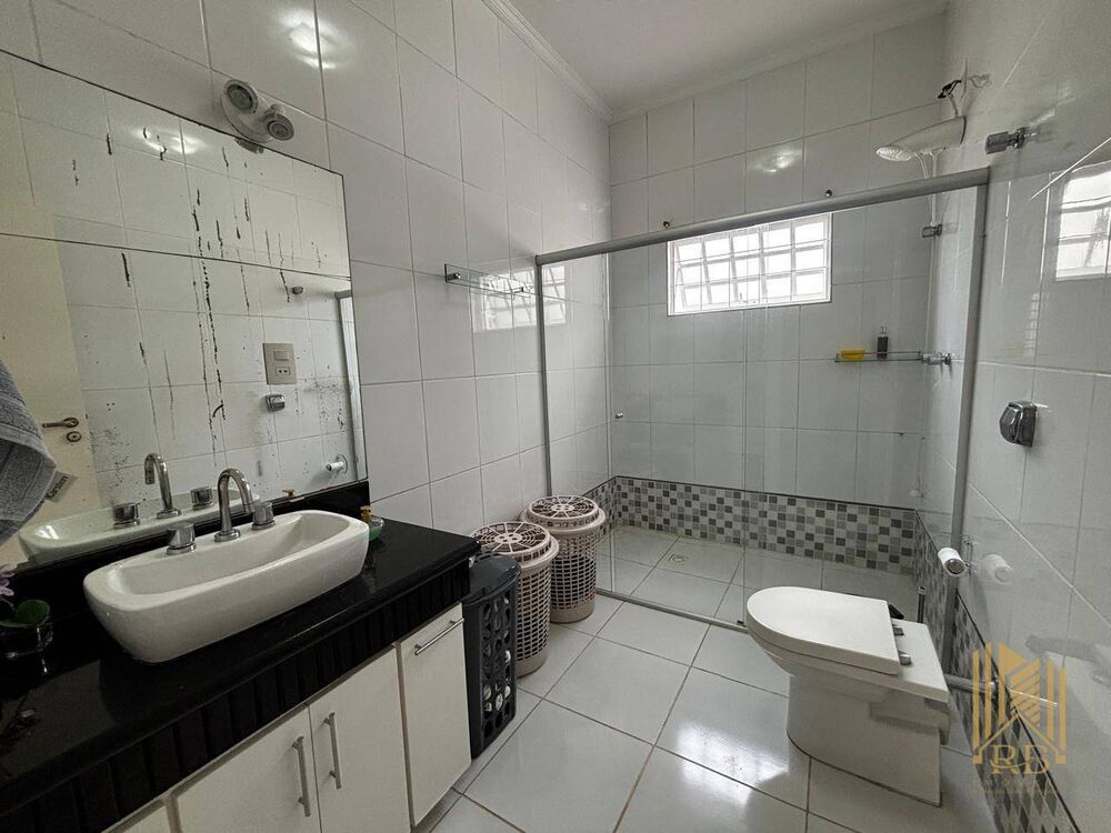 Casa, 4 quartos, 362 m² - Foto 9