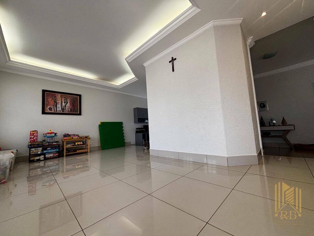 Casa, 4 quartos, 362 m² - Foto 3