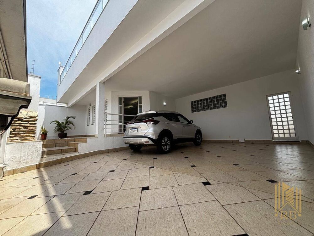 Casa, 4 quartos, 362 m² - Foto 1