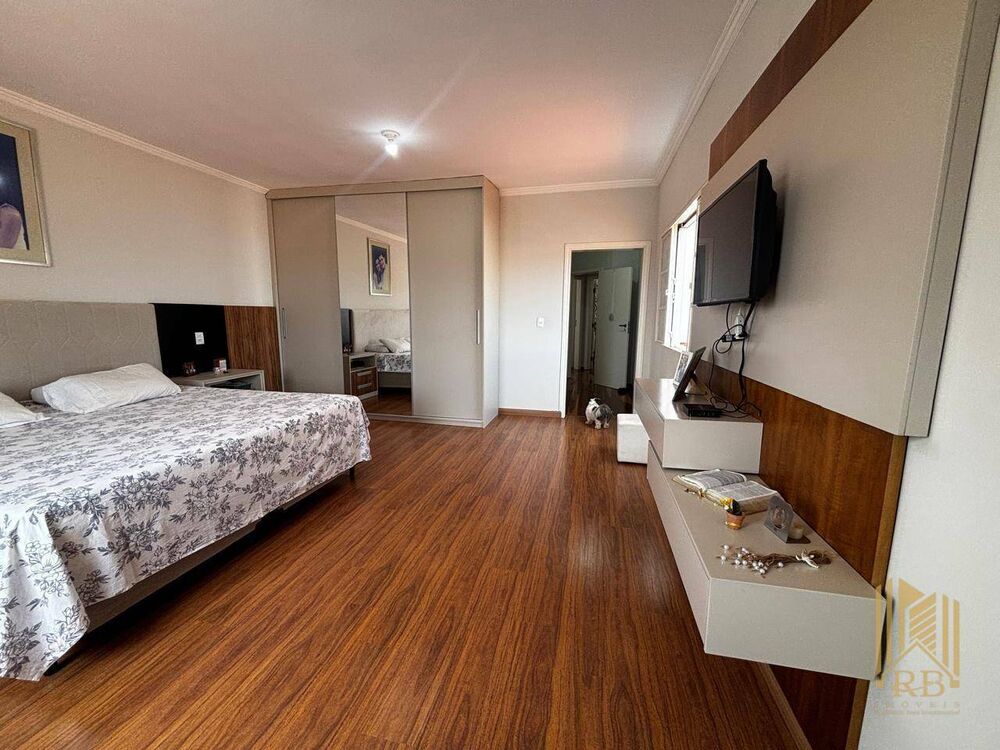 Casa, 4 quartos, 362 m² - Foto 18