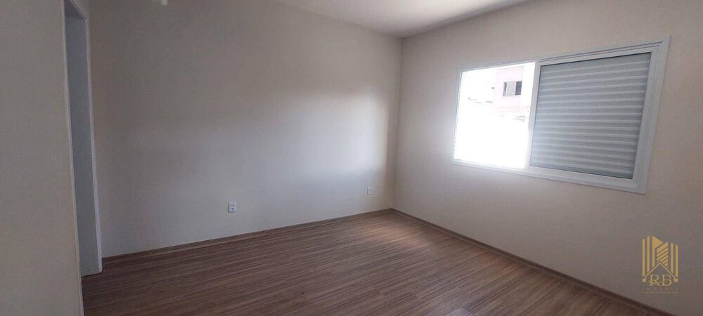 Apartamento à venda com 2 quartos, 65m² - Foto 4
