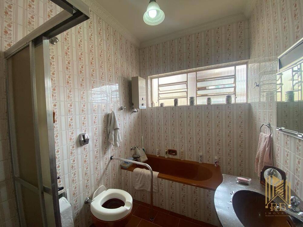 Casa, 6 quartos, 267 m² - Foto 4