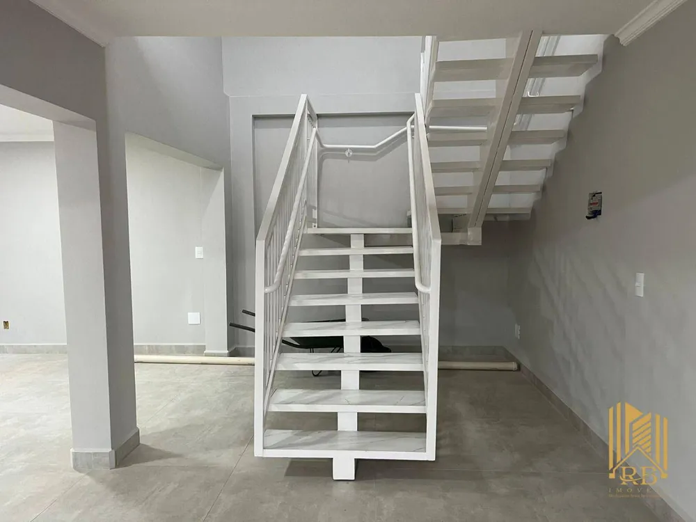 Casa, 2 quartos, 210 m² - Foto 1