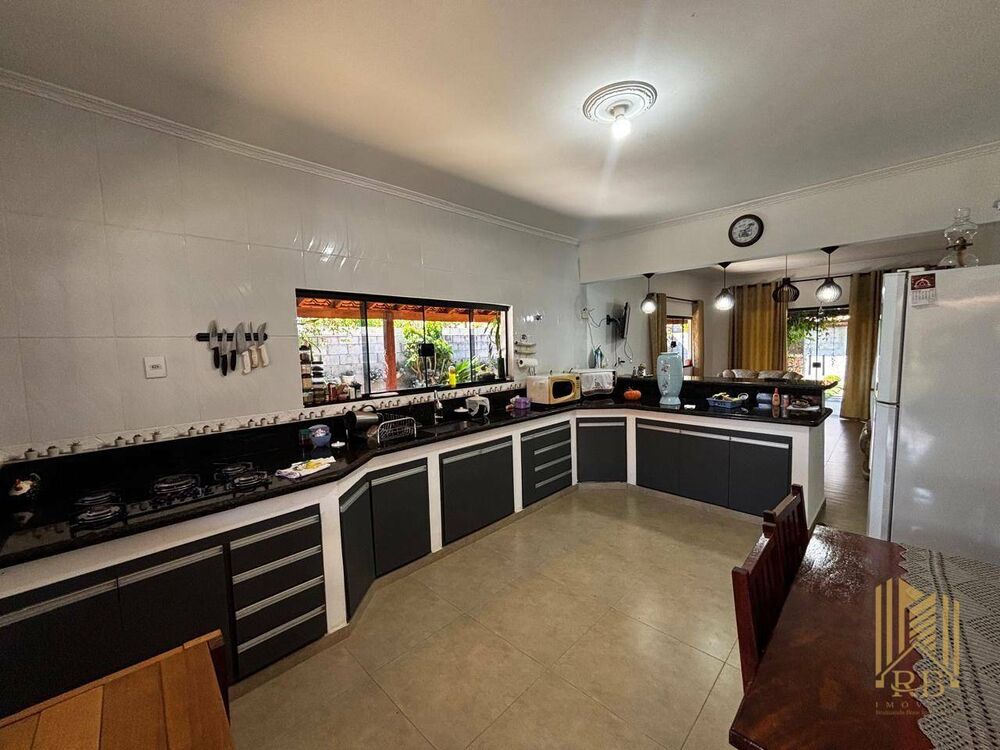 Chácara à venda com 2 quartos, 540M2 - Foto 1