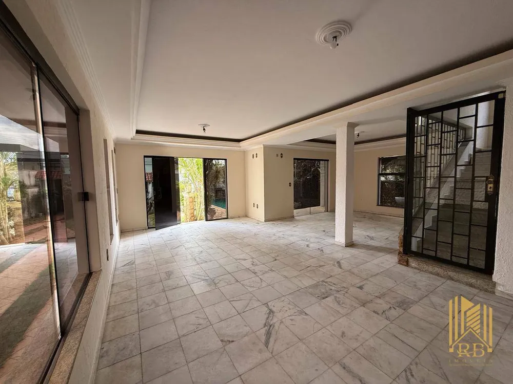Casa, 4 quartos, 260 m² - Foto 5