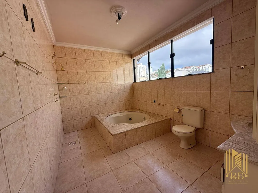 Casa, 4 quartos, 260 m² - Foto 16