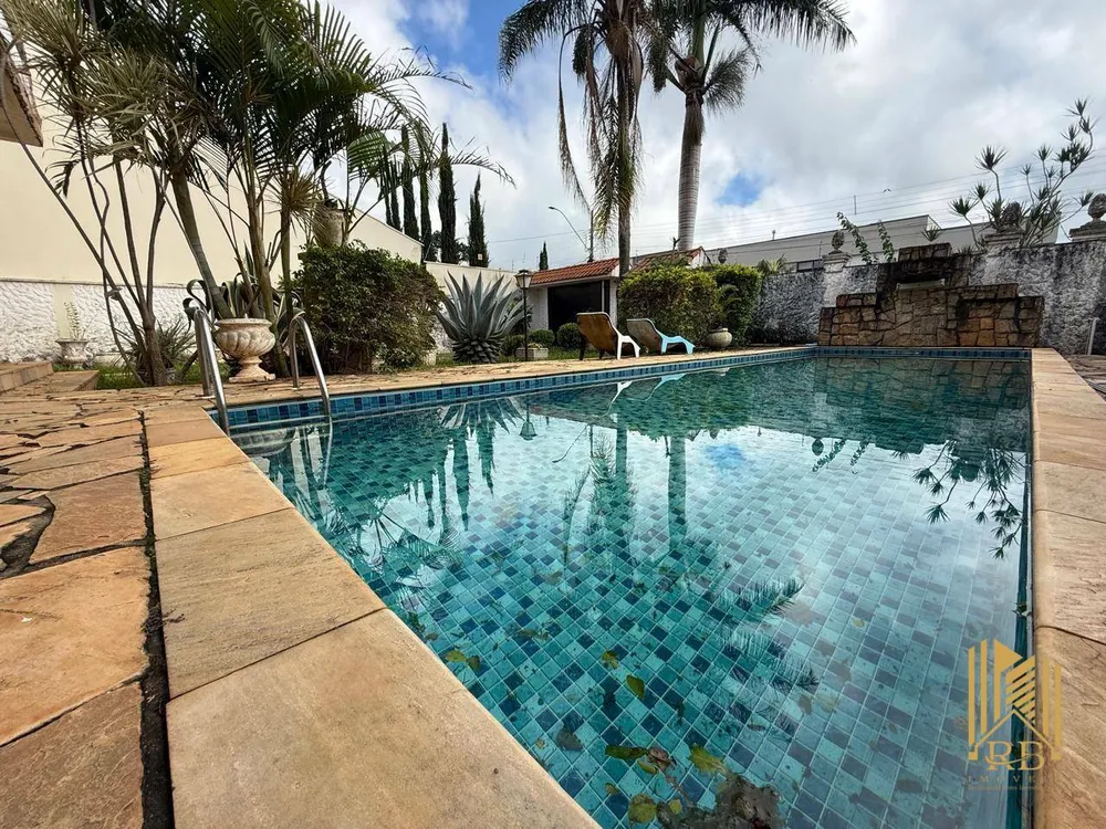 Casa, 4 quartos, 260 m² - Foto 3