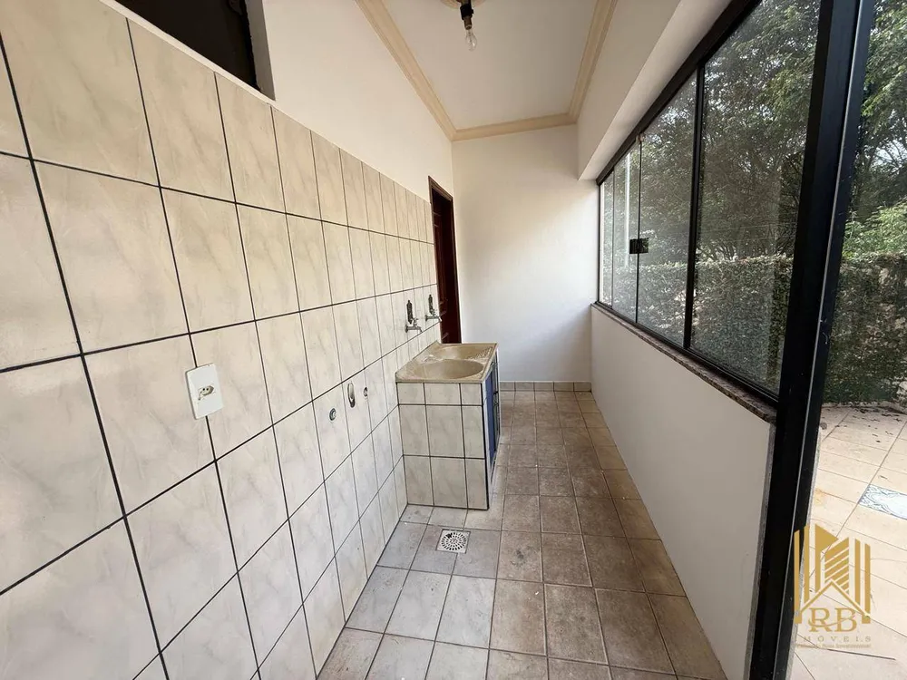 Casa, 4 quartos, 260 m² - Foto 8