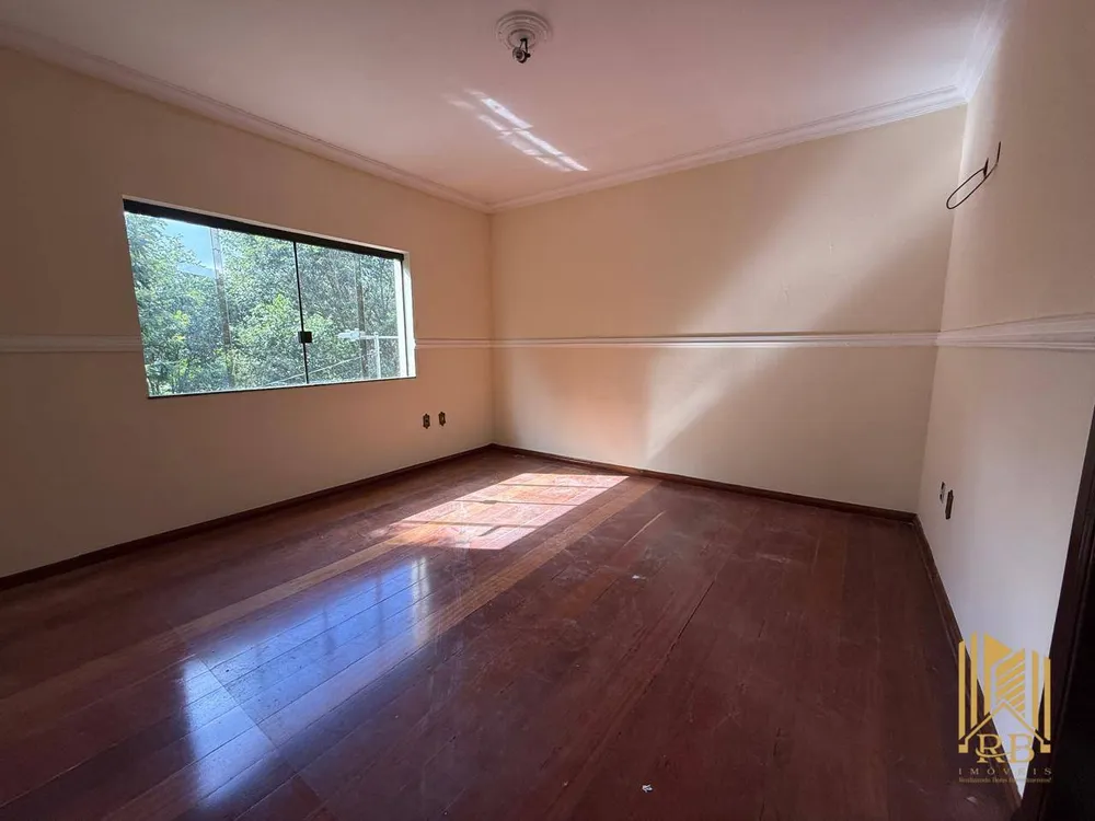 Casa, 4 quartos, 260 m² - Foto 11