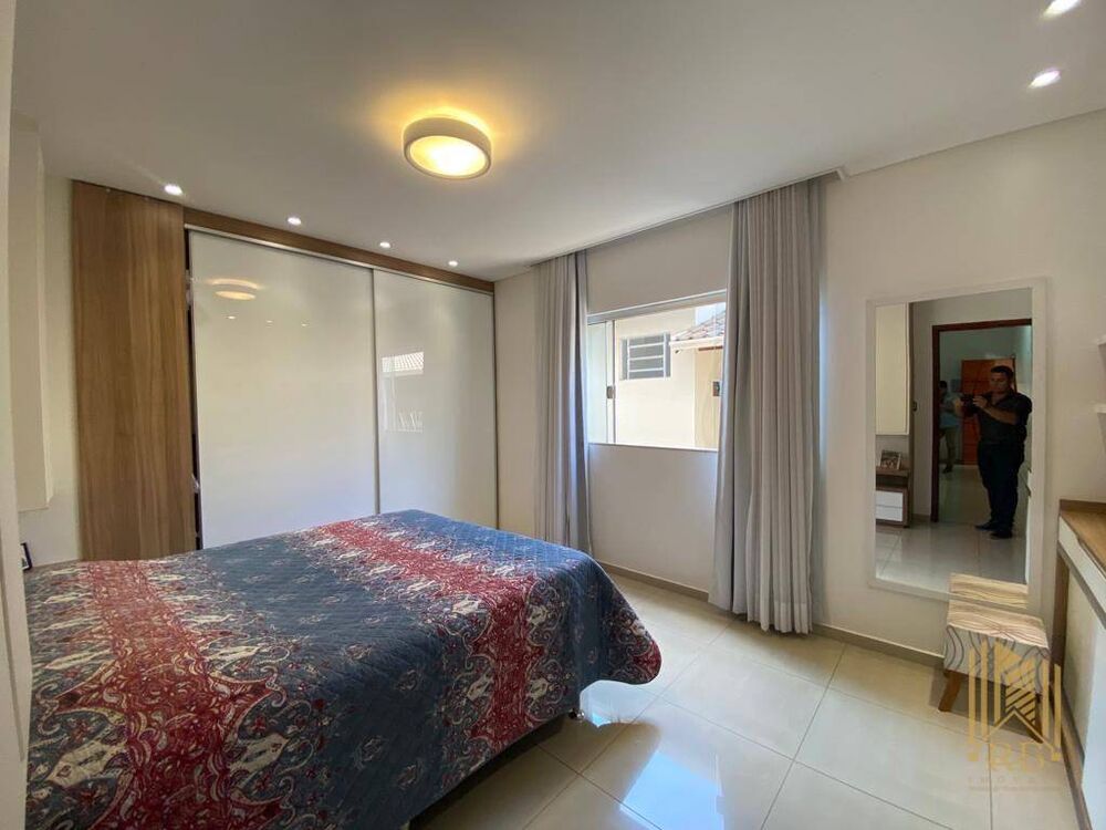 Casa, 3 quartos, 190 m² - Foto 3