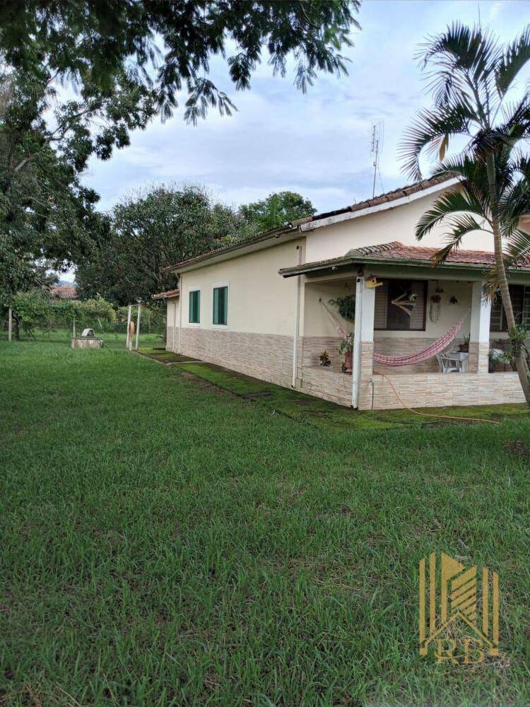 Chácara, 3 quartos, 2145 m² - Foto 4