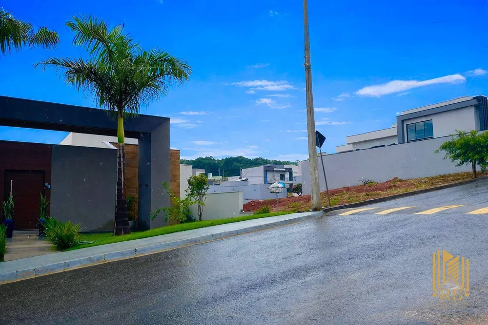 Loteamento e Condomínio, 600 m² - Foto 1