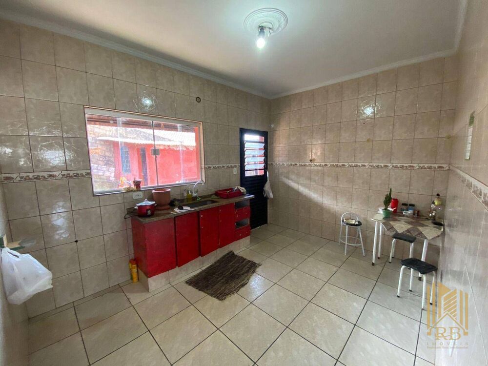 Casa à venda com 2 quartos, 80m² - Foto 4