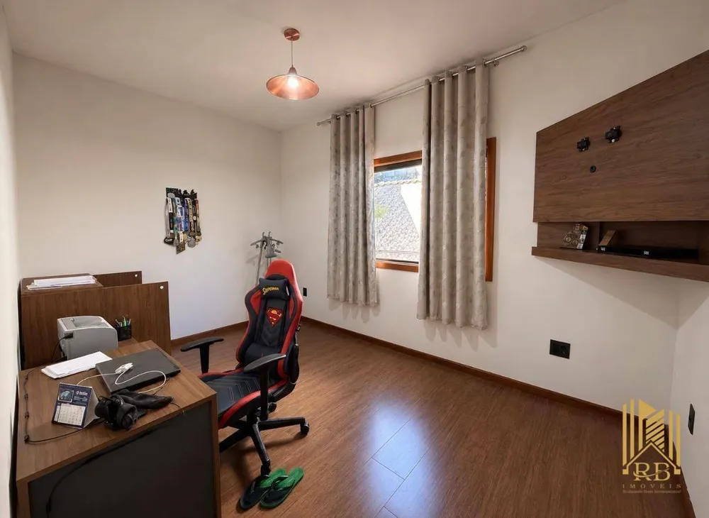 Casa, 3 quartos, 280 m² - Foto 6