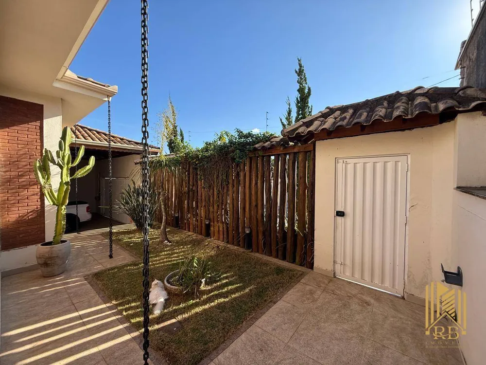 Casa, 3 quartos, 280 m² - Foto 2