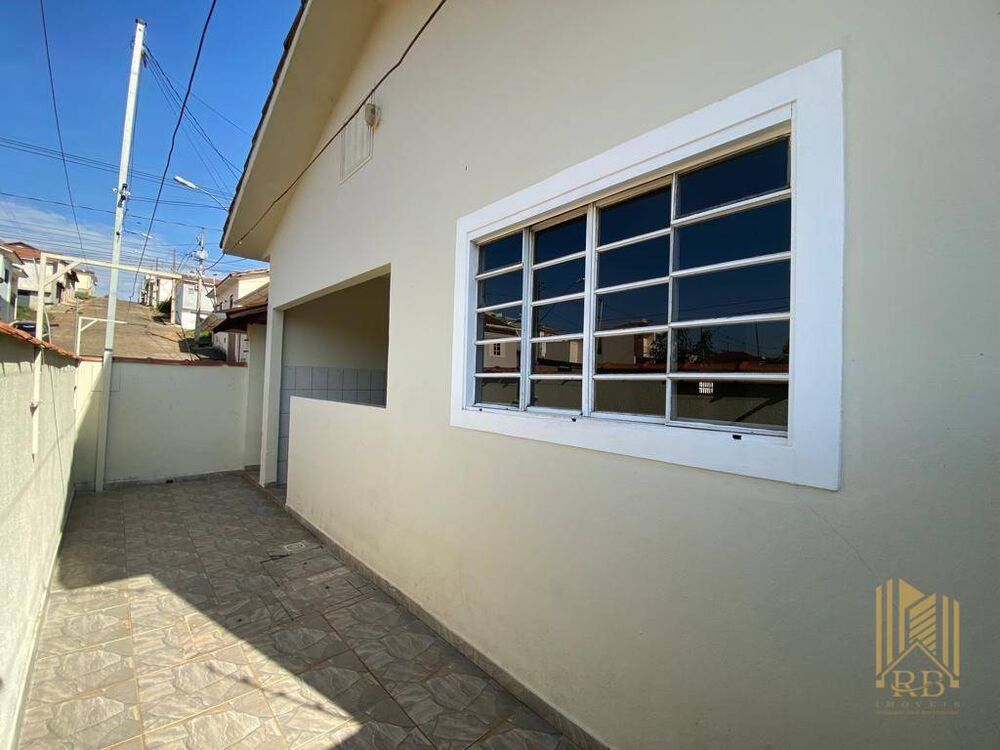 Casa à venda com 2 quartos, 103m² - Foto 3
