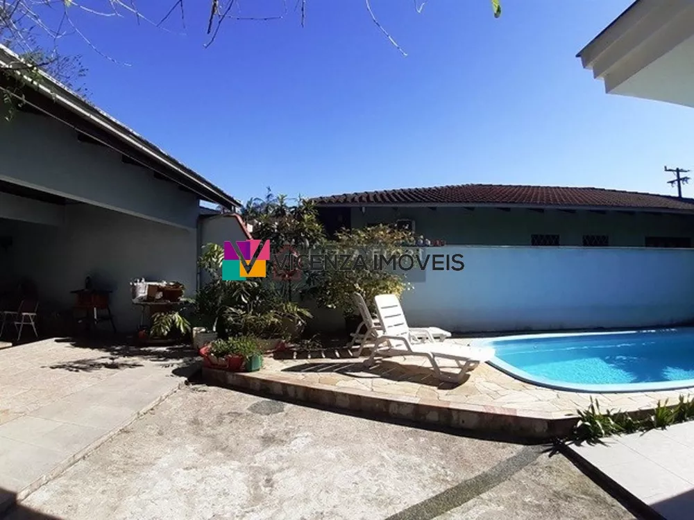 Casa, 4 quartos, 210 m² - Foto 10