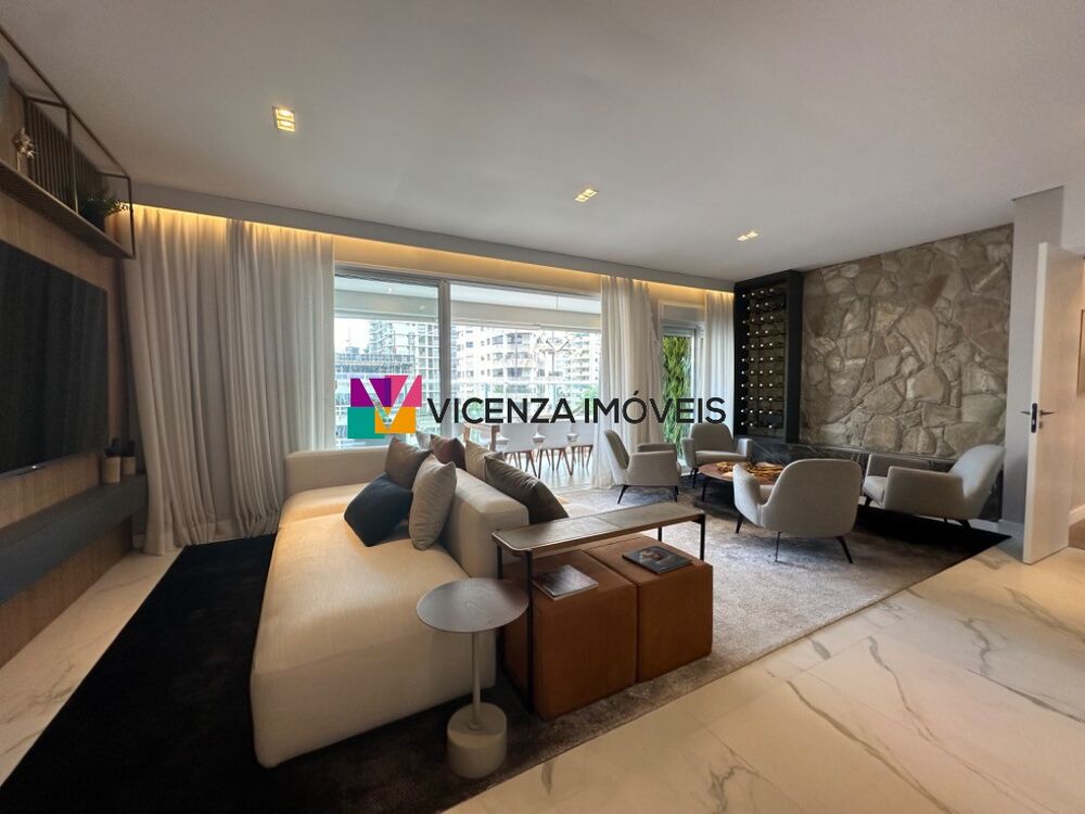 Apartamento à venda com 3 quartos, 159m² - Foto 1