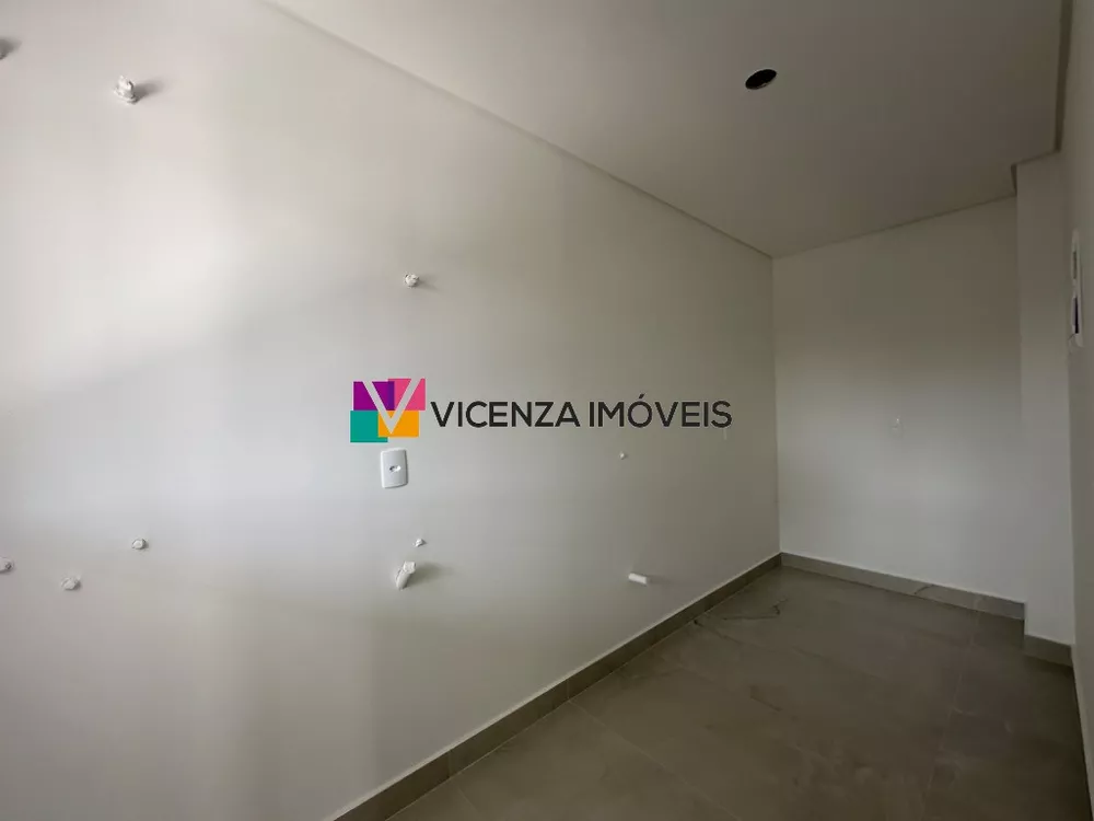 Casa à venda com 3 quartos, 151m² - Foto 9