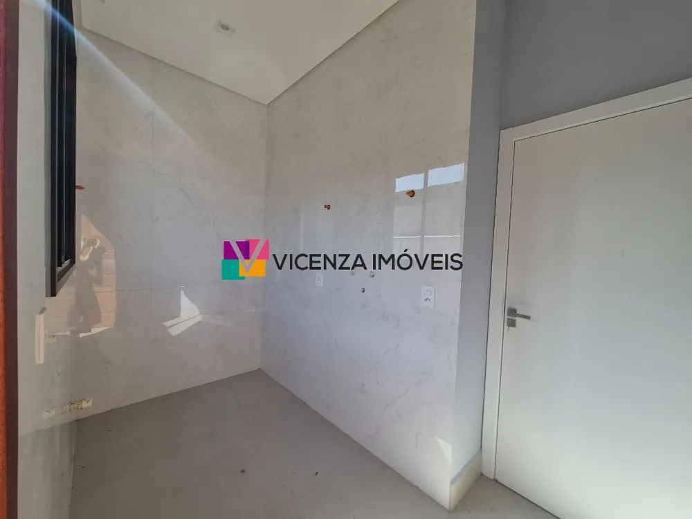 Casa, 3 quartos, 304 m² - Foto 2